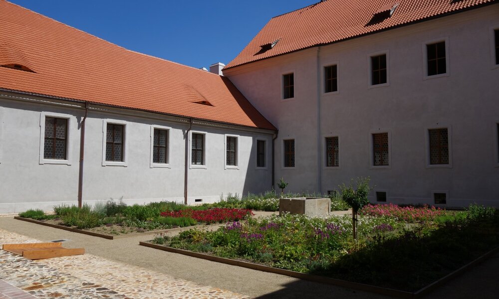 rajský dvůr Starého konventu